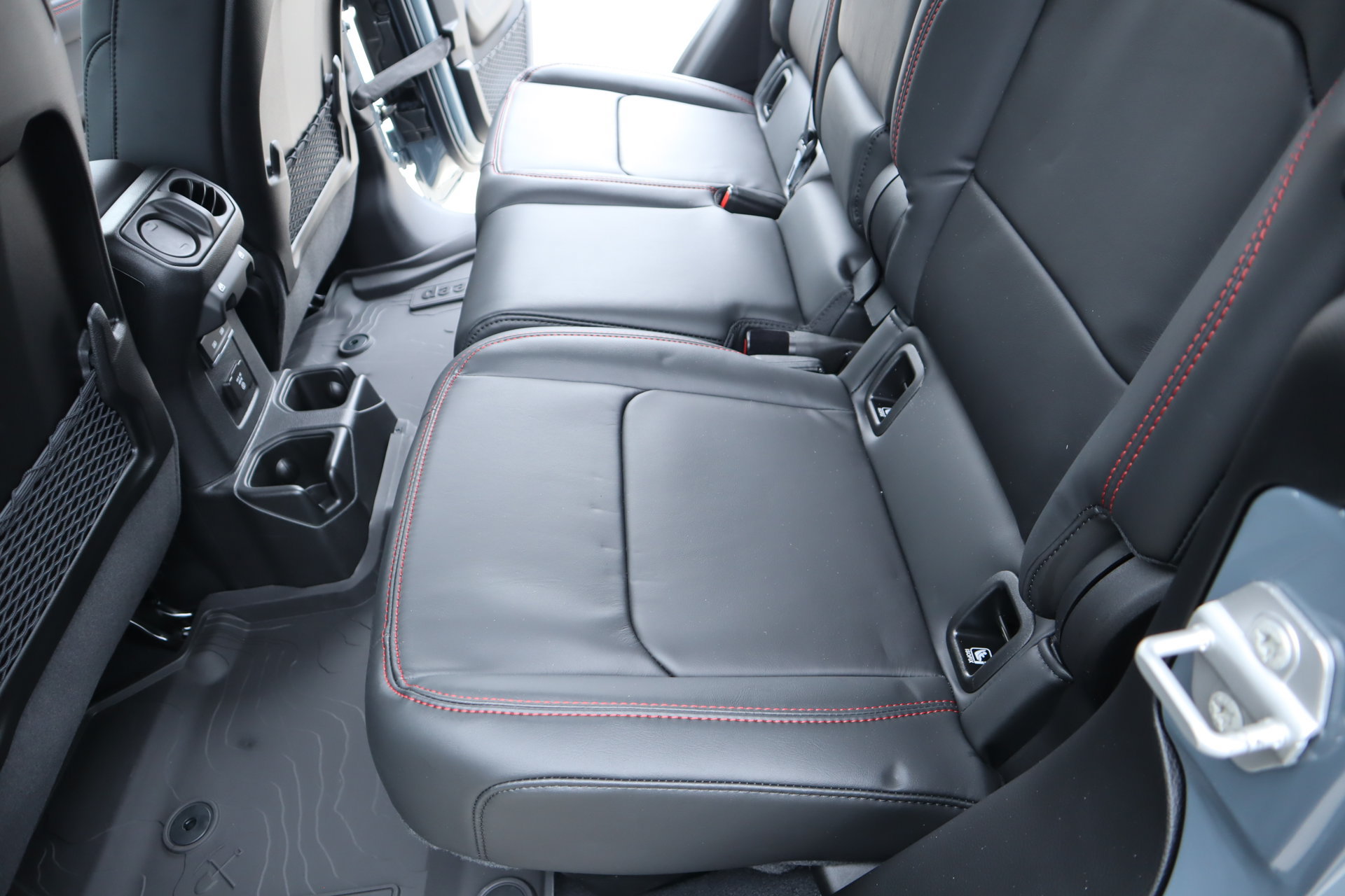 New 2026 Jeep Gladiator Rubicon AWD/4WD image 12