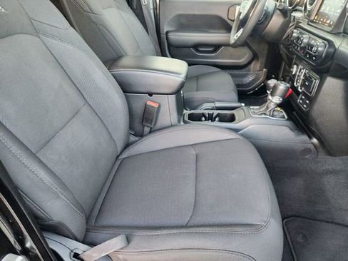 Used 2023 Jeep Wrangler Sahara w/ Cold Weather Group image 12