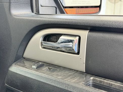 Used 2015 Ford Expedition EL Limited w/ Equipment Group 301A AWD/4WD image 42