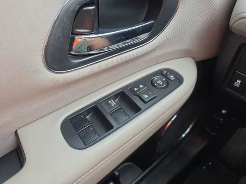 Used 2018 Honda HR-V EX image 24