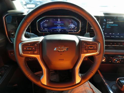 Certified 2024 Chevrolet Silverado 1500 LT Trail Boss w/ Dark Appearance Package image 28