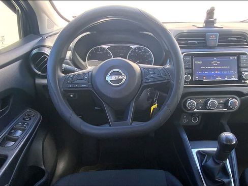 Used 2024 Nissan Versa S FWD image 14