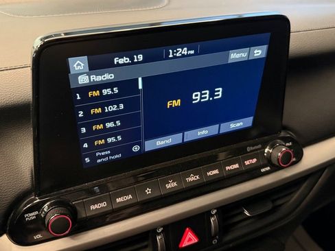 Used 2021 Kia Forte LXS FWD image 12