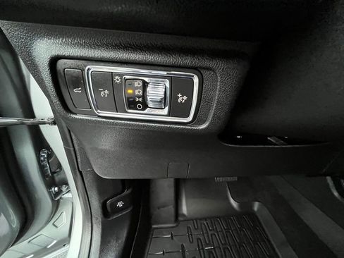 Certified 2022 Lincoln Corsair Reserve w/ Equipment Group 201A image 17