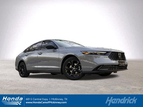 Used 2025 Honda Accord SE image 1