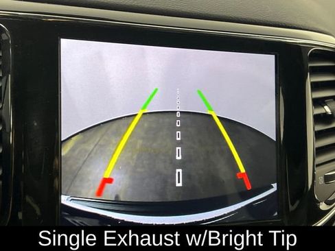 Used 2021 Jeep Grand Cherokee Laredo X image 38