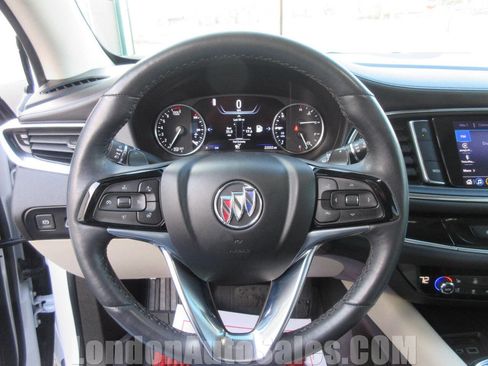 Used 2023 Buick Enclave Avenir w/ Avenir Technology Package image 11