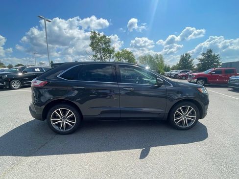 Used 2021 Ford Edge Titanium AWD/4WD image 8