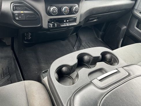 Used 2021 RAM 3500 Big Horn image 8