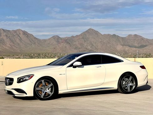 Used 2015 Mercedes-Benz S 63 AMG 4MATIC Coupe image 11