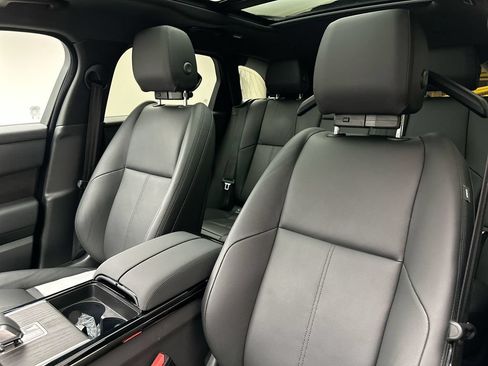 Certified 2026 Land Rover Range Rover Velar Dynamic SE AWD/4WD image 22