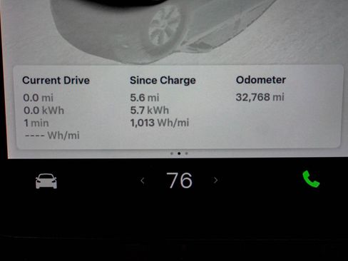 Used 2023 Tesla Model Y Long Range image 37