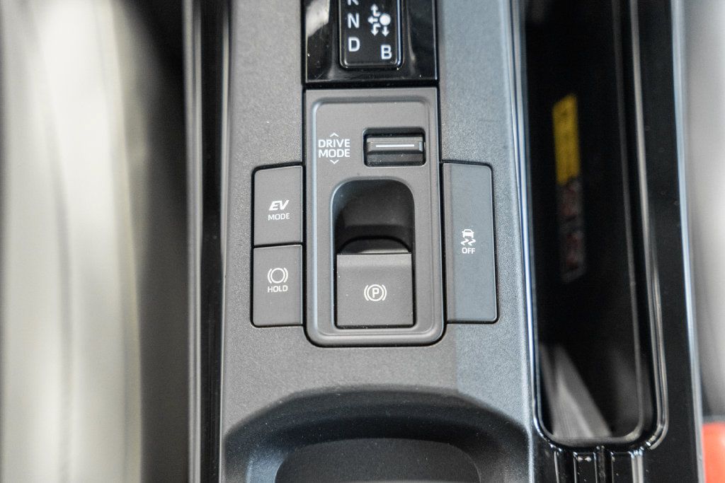 Used 2024 Toyota Prius Limited AWD/4WD image 24