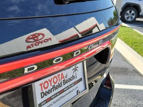 Used 2022 Dodge Durango SXT image 5