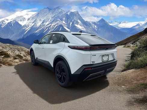 New 2026 Toyota C-HR AWD/4WD image 3