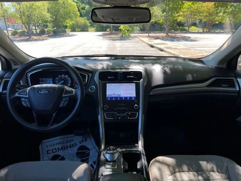 Used 2020 Ford Fusion S FWD image 27