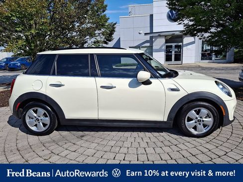 Used 2021 MINI Cooper 4-Door Hardtop w/ Storage Package FWD image 11