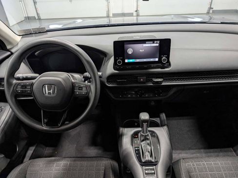 Certified 2023 Honda HR-V LX image 17