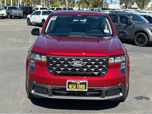 New 2026 Ford Maverick XLT w/ XLT Luxury Package image 2