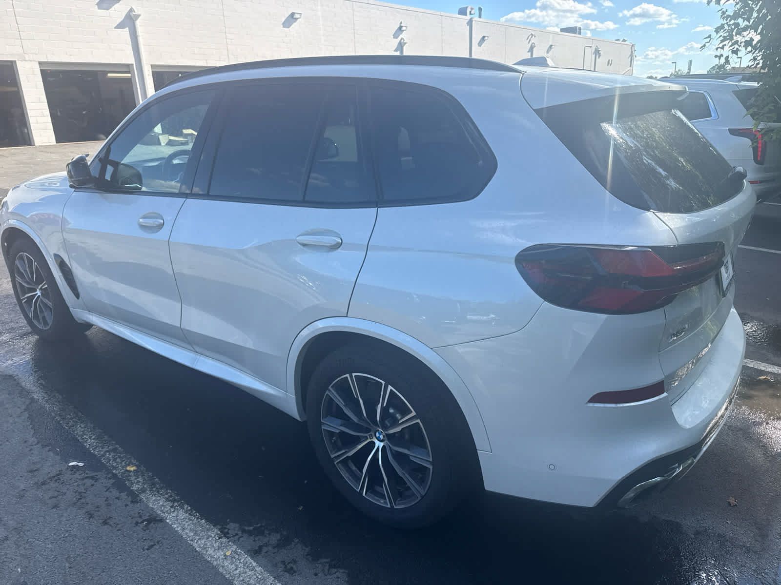 Used 2026 BMW X5 M60i AWD/4WD image 5