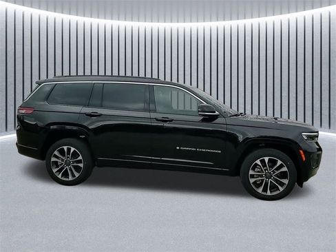 New 2025 Jeep Grand Cherokee L Overland w/ Trailer Tow Package image 4
