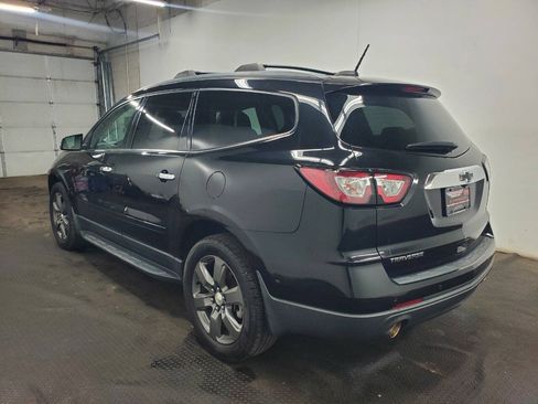 Used 2017 Chevrolet Traverse LT FWD image 5