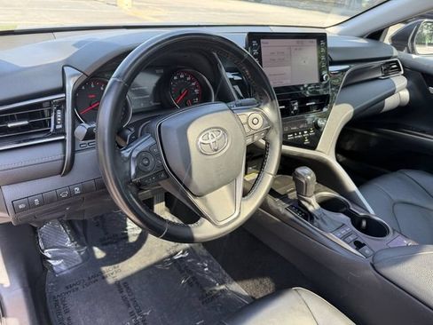 Used 2021 Toyota Camry XSE FWD image 13