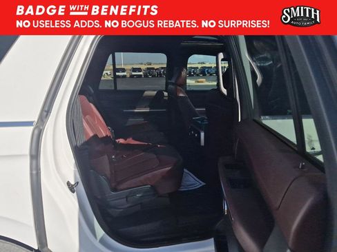 Certified 2022 Ford Expedition Max Limited image 12