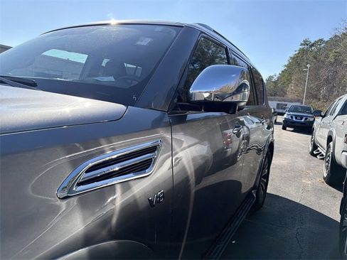 Used 2018 Nissan Armada SL w/ Moonroof Package image 5