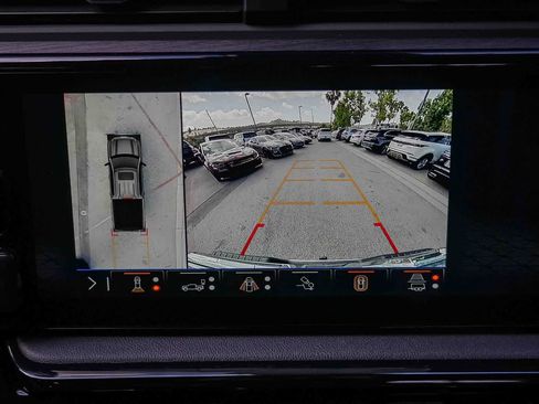 Used 2024 GMC Sierra 1500 AT4 w/ Technology Package AWD/4WD image 24