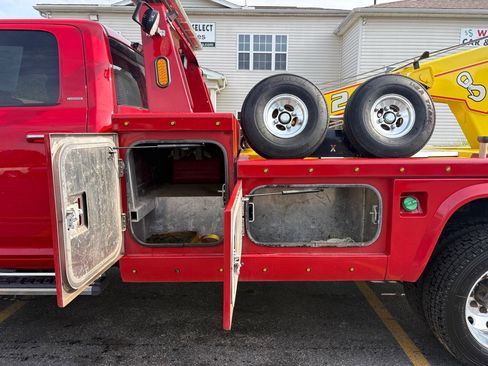 Used 2020 RAM 5500 Laramie AWD/4WD image 17