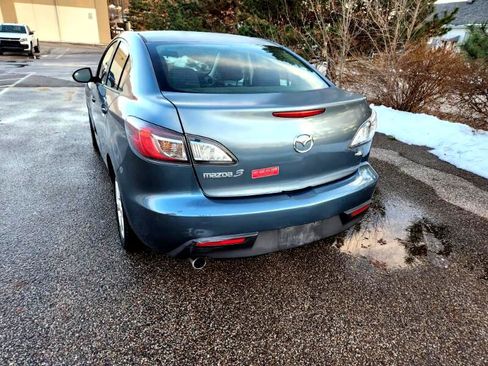 Used 2010 MAZDA MAZDA3 i Touring image 9