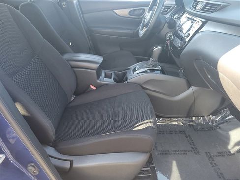 Used 2018 Nissan Rogue Sport S w/ S Appearance Package image 21