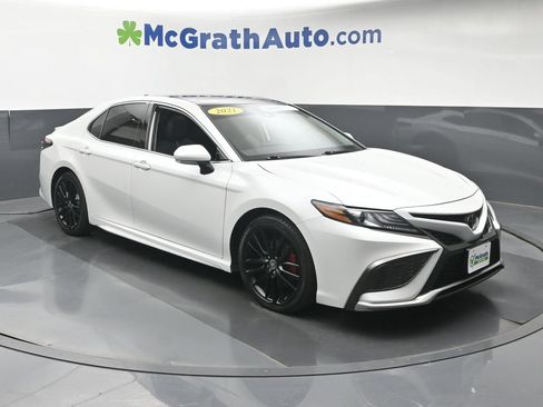 Used 2021 Toyota Camry XSE AWD/4WD image 2