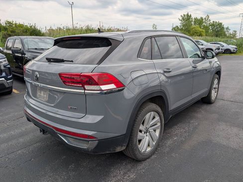 Used 2021 Volkswagen Atlas Cross Sport SE w/ Panoramic Sunroof Package AWD/4WD image 7