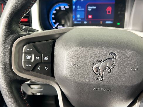 Used 2023 Ford Bronco Heritage Edition AWD/4WD image 18