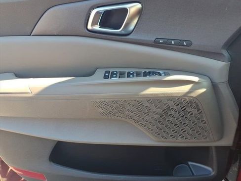 New 2026 Kia Carnival EX image 18