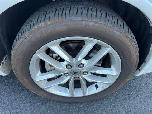Used 2024 Dodge Durango GT RWD image 13