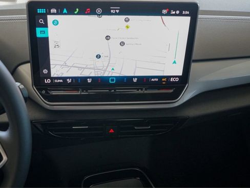 New 2025 Volkswagen ID.4 Pro S Plus image 13