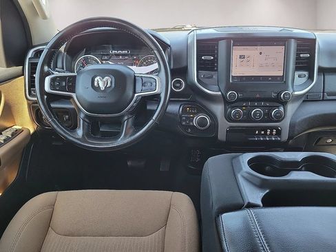 Used 2022 RAM 1500 Big Horn AWD/4WD image 10