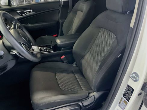Used 2023 Kia Sportage LX AWD/4WD image 20