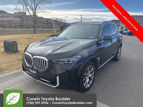 Used 2025 BMW X5 xDrive40i image 3