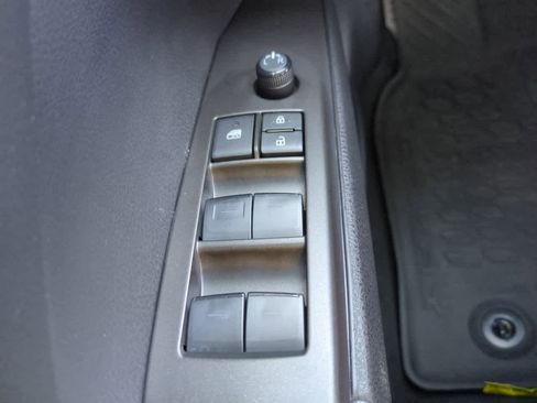 Certified 2023 Toyota Camry SE image 22