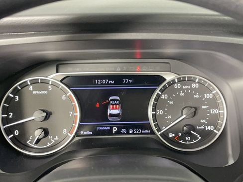 Used 2025 Nissan Rogue S FWD image 27