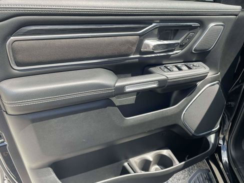 Used 2023 RAM 1500 Laramie AWD/4WD image 13