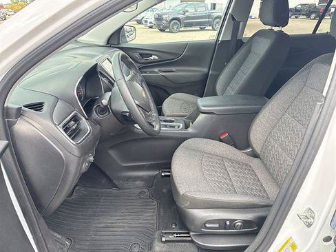 Used 2024 Chevrolet Equinox LT FWD image 41