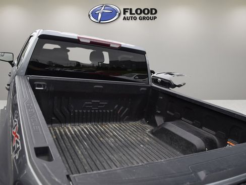 Used 2022 Chevrolet Silverado 1500 Custom w/ Safety Confidence Package image 6