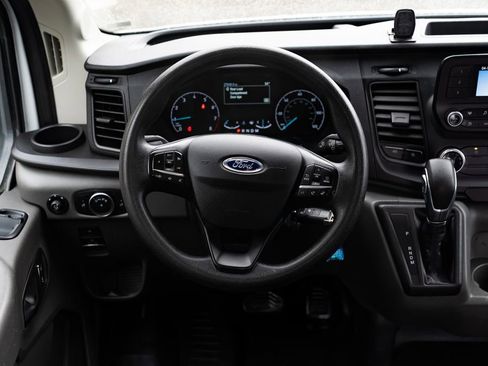 Used 2023 Ford Transit 250 Medium Roof RWD image 11