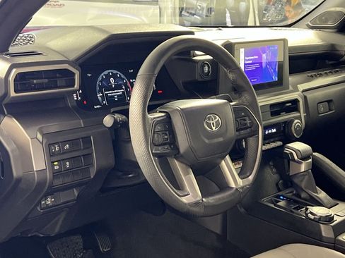 Used 2024 Toyota Tacoma SR5 AWD/4WD image 16