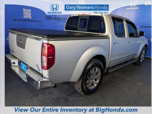 Used 2019 Nissan Frontier SL image 4